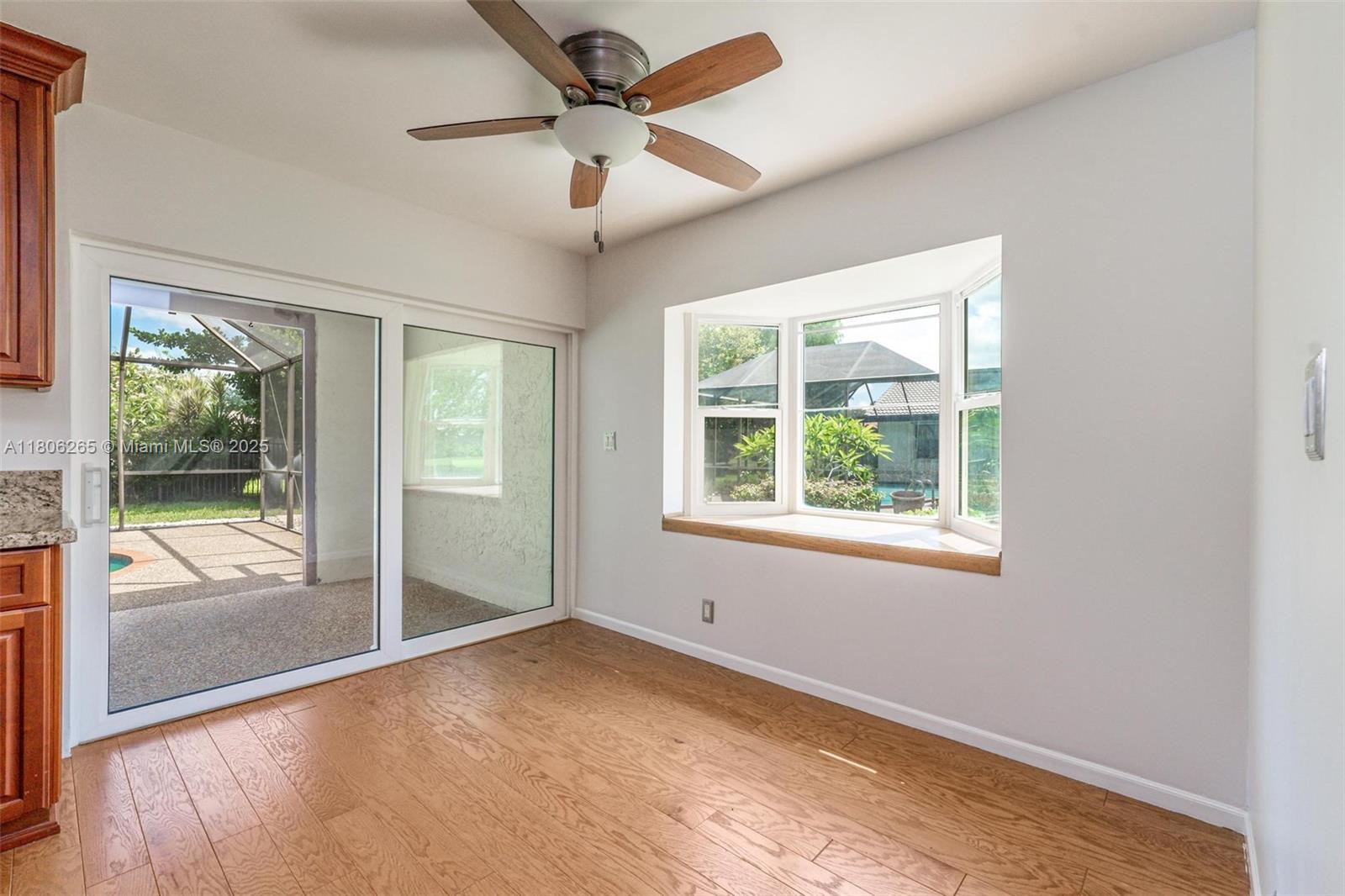 OAK WOOD - Residential