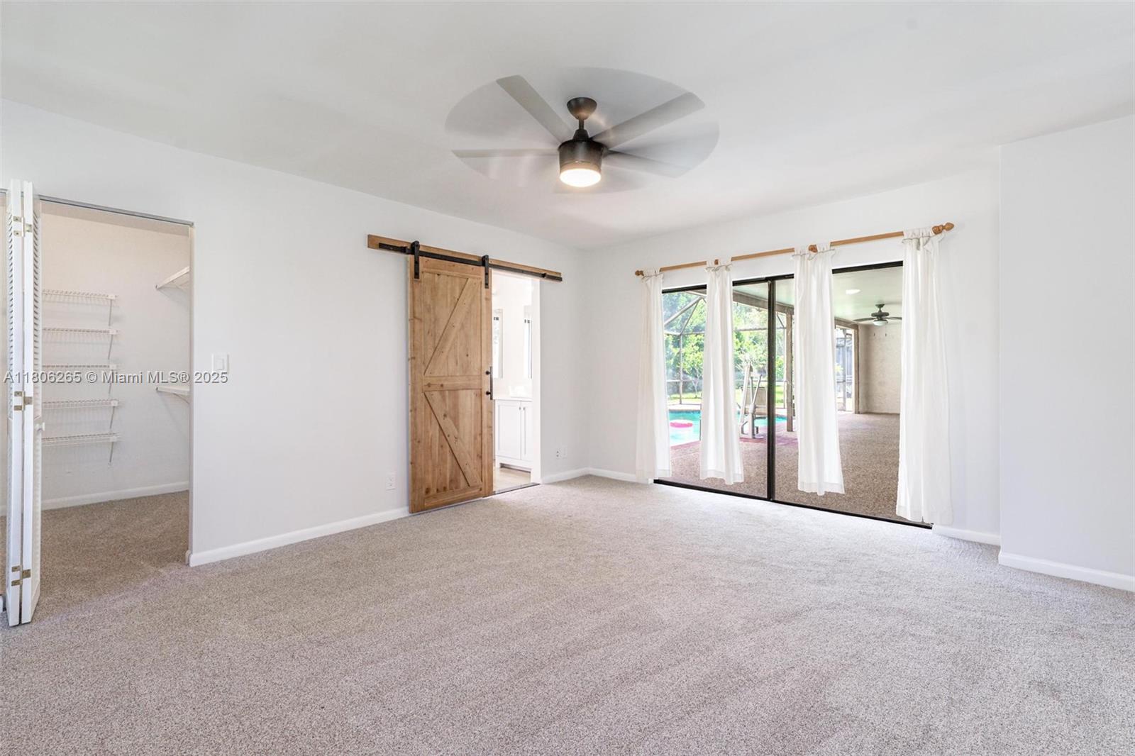 OAK WOOD - Residential