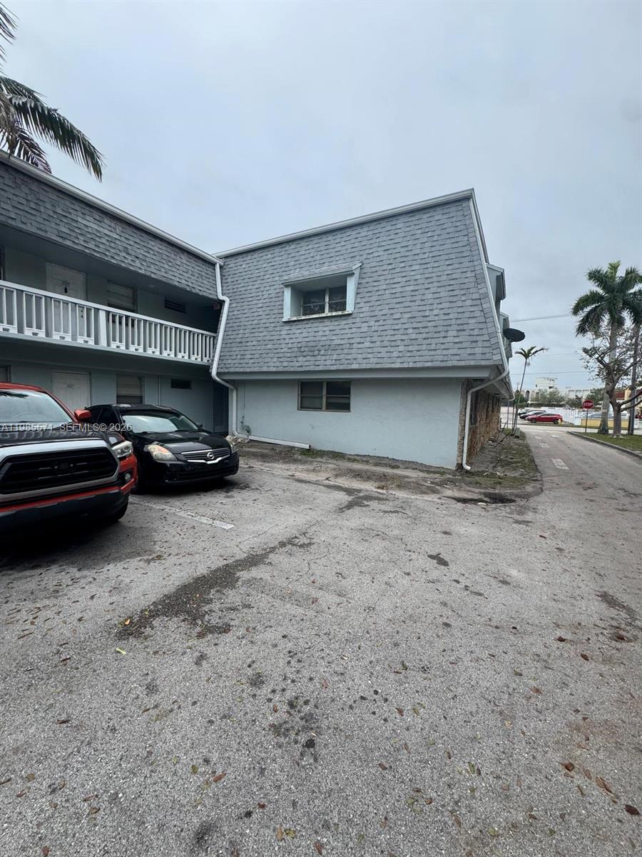 SUNDANCE AT PLANTATION CO - Residential Lease