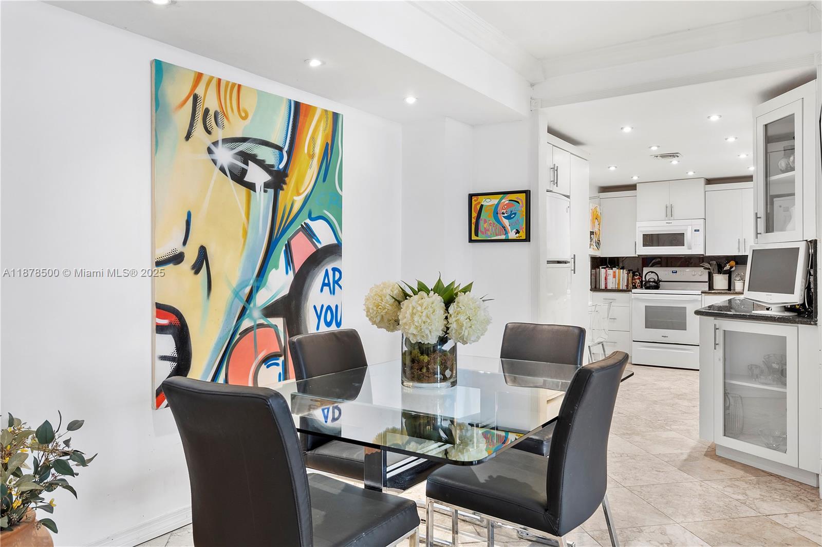 THE PLAZA OF BAL HARBOUR - Residential