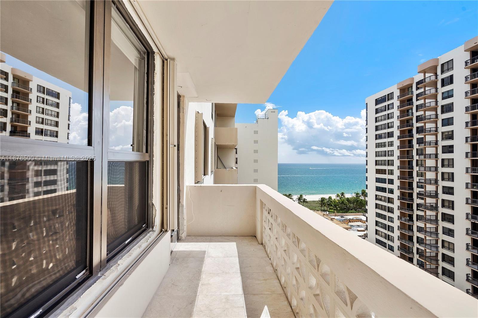 THE PLAZA OF BAL HARBOUR - Residential