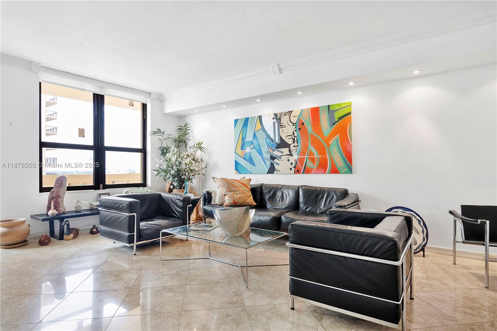 THE PLAZA OF BAL HARBOUR - Residential