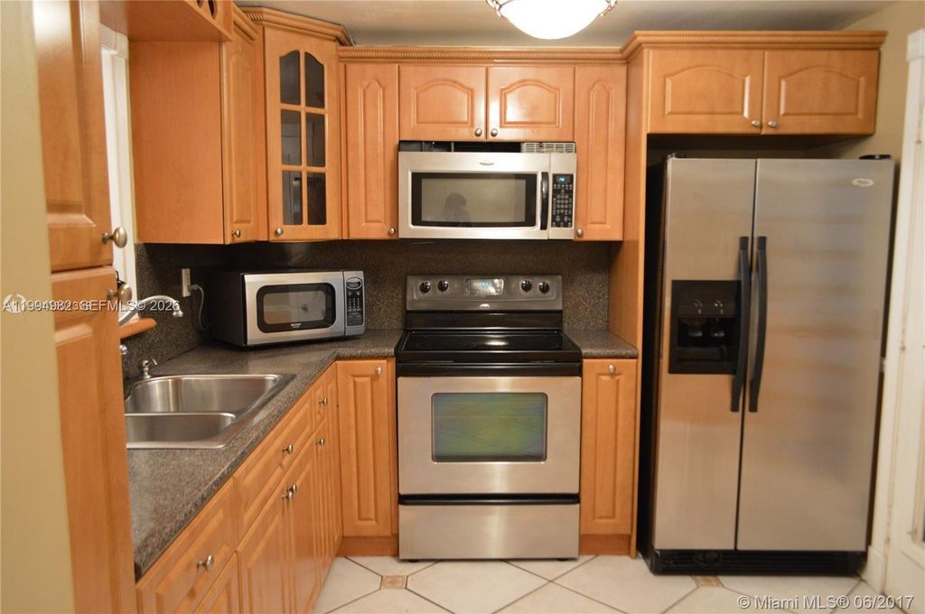 Photo of 404 NW 68th Ave #113, Plantation, FL 33317 (MLS # A11994982)