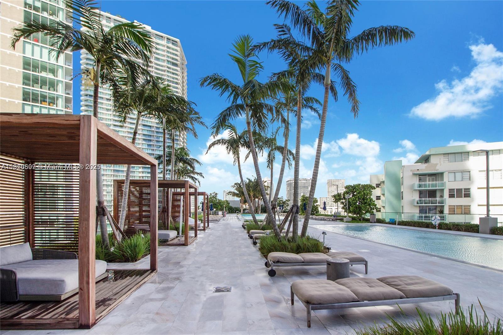 ONE PARAISO CONDO - Residential