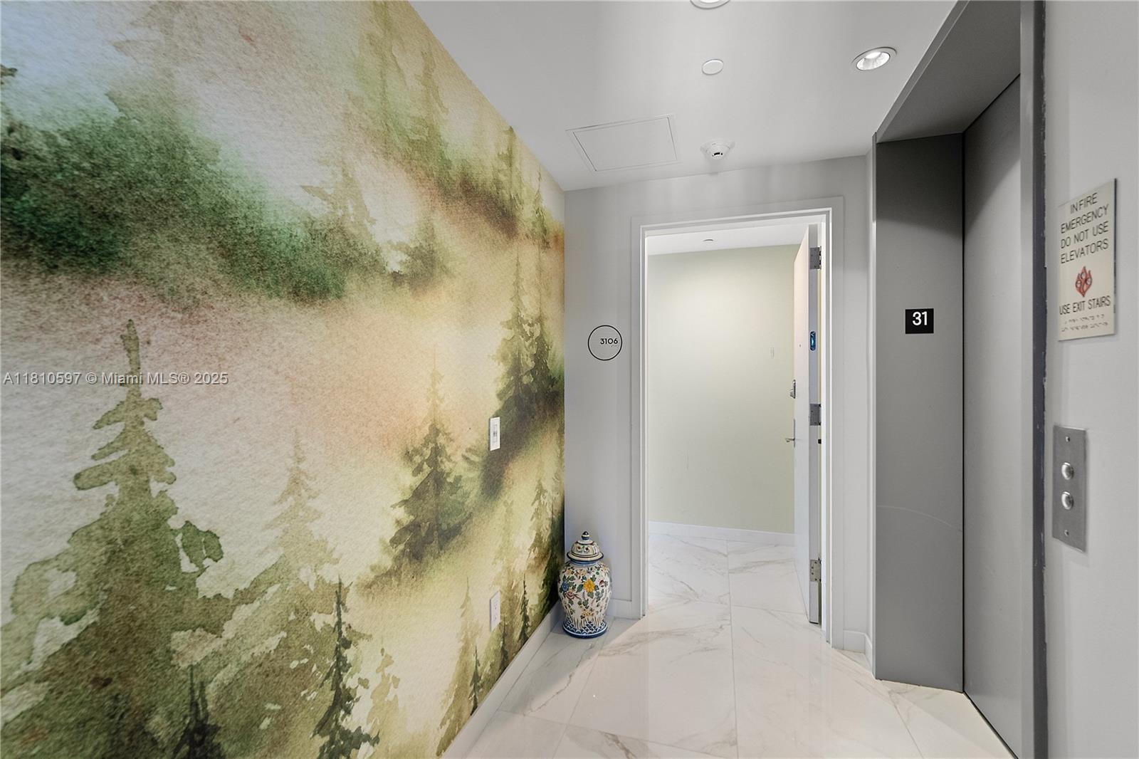 ONE PARAISO CONDO - Residential