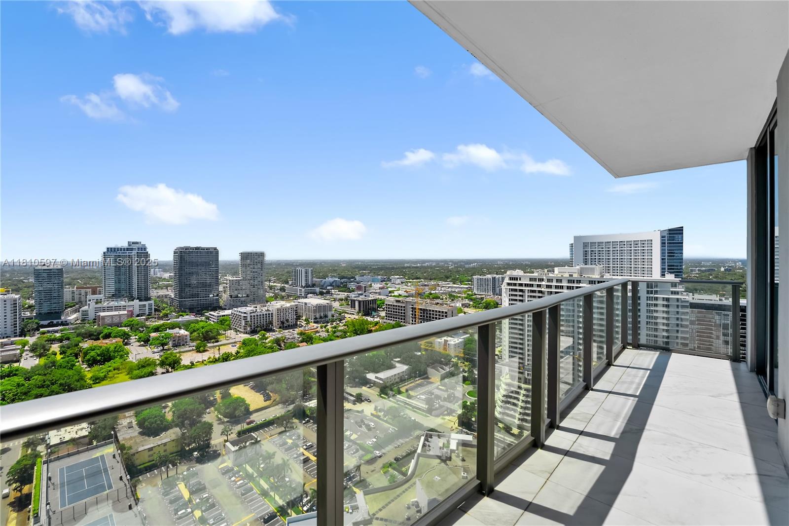 ONE PARAISO CONDO - Residential