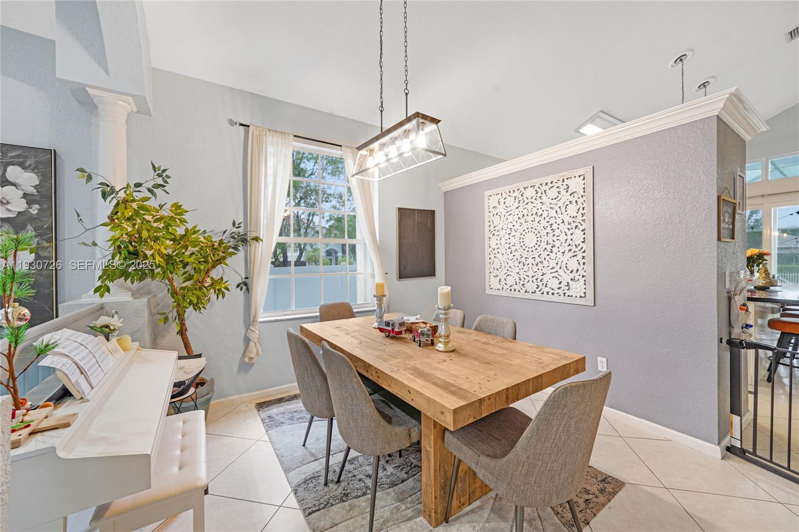 TOWNGATE - Residential