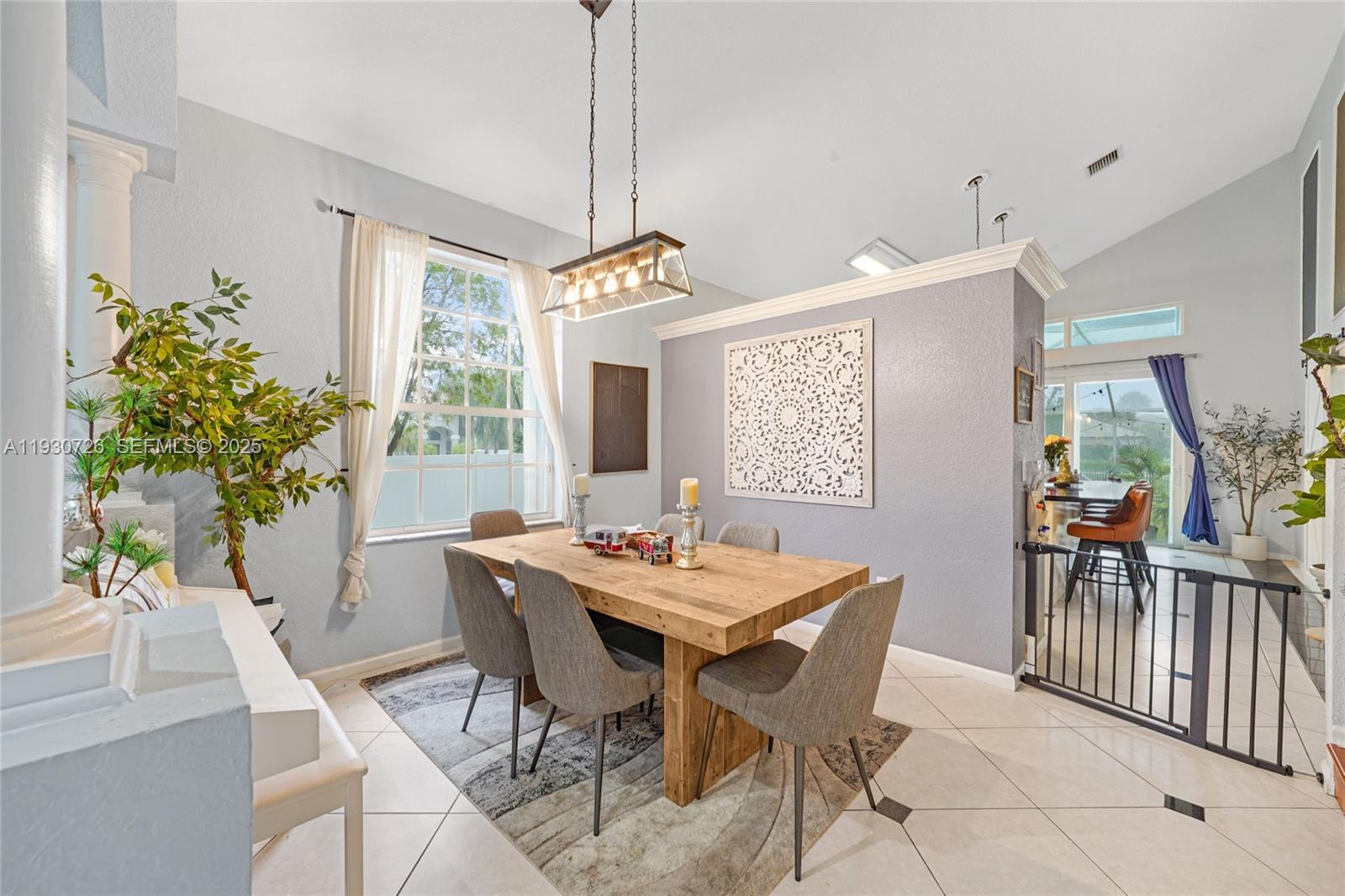 TOWNGATE - Residential