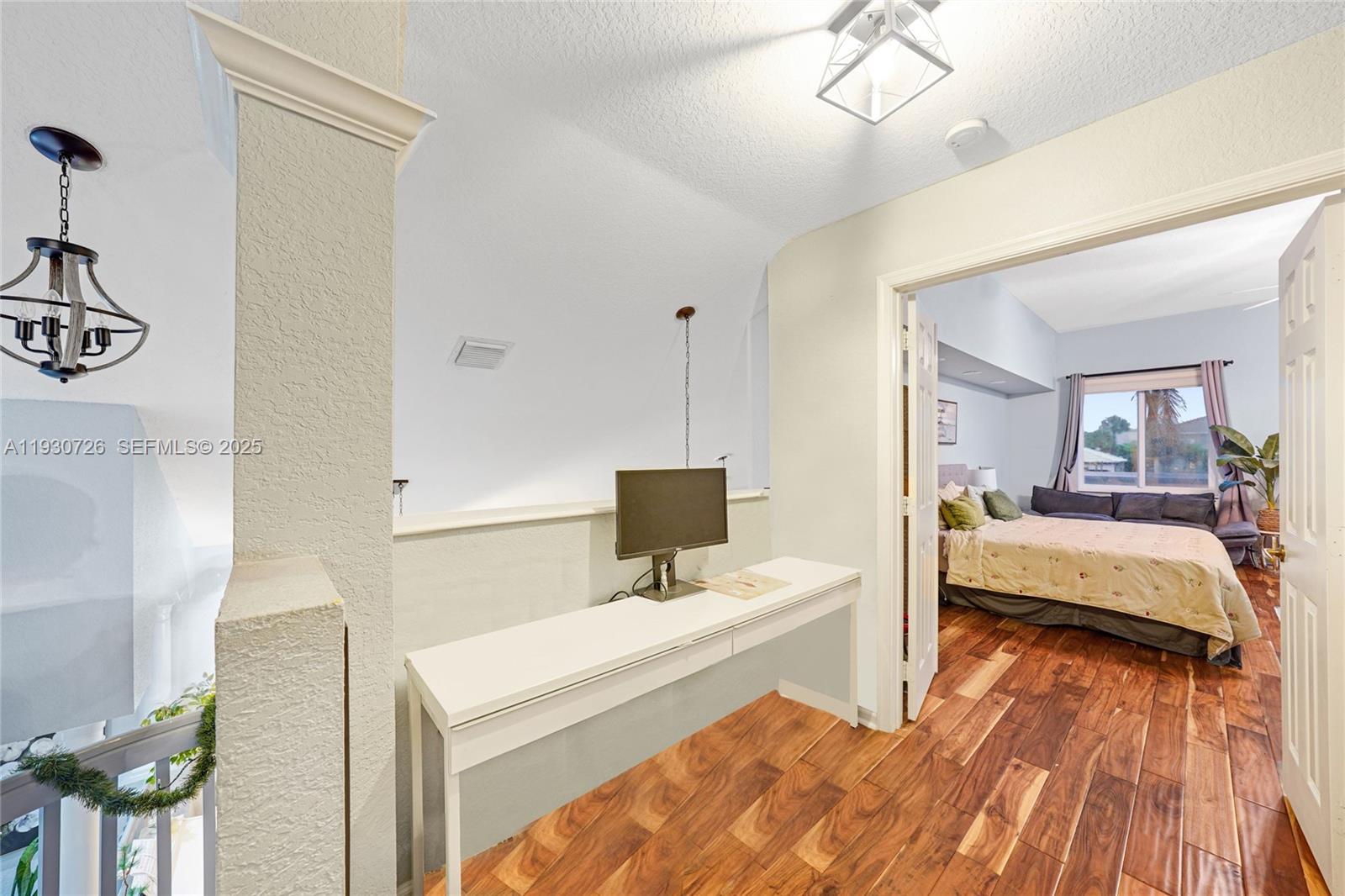 TOWNGATE - Residential