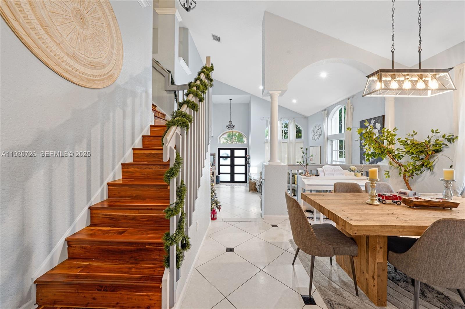 TOWNGATE - Residential