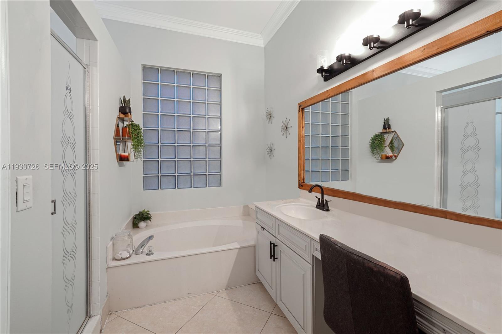 TOWNGATE - Residential