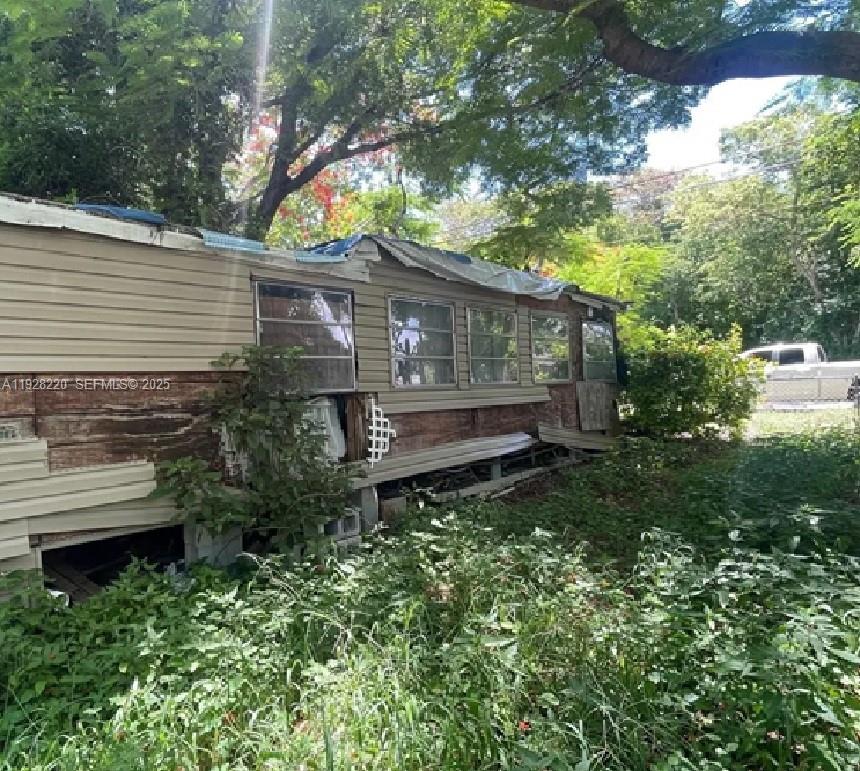 View photos, virtual tours, details... 728 Largo Rd