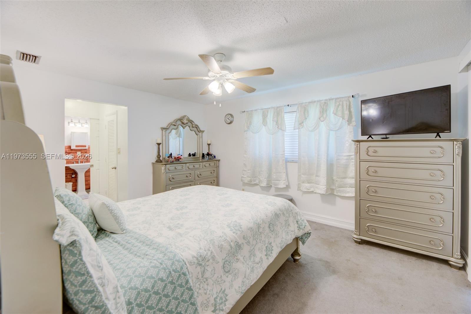 PARADISE GARDENS SEC 4 - Residential