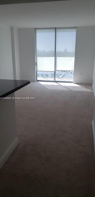 HOLLYWOOD STATION RES CON - Residential Lease