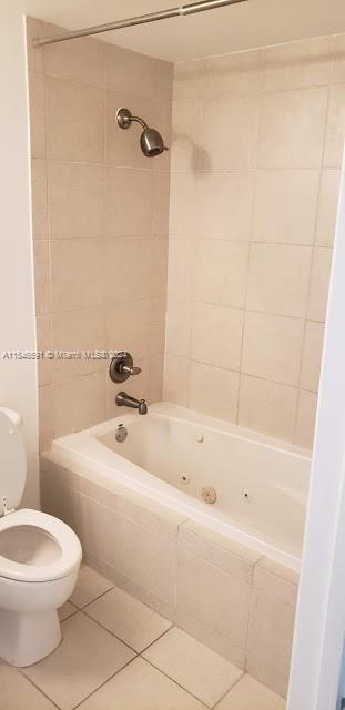 HOLLYWOOD STATION RES CON - Residential Lease