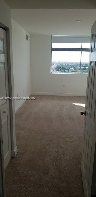 HOLLYWOOD STATION RES CON - Residential Lease