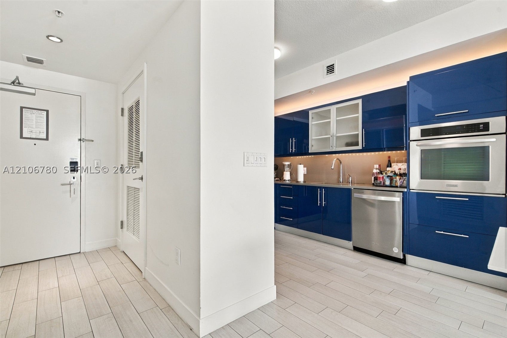3101 Bayshore Dr 1702