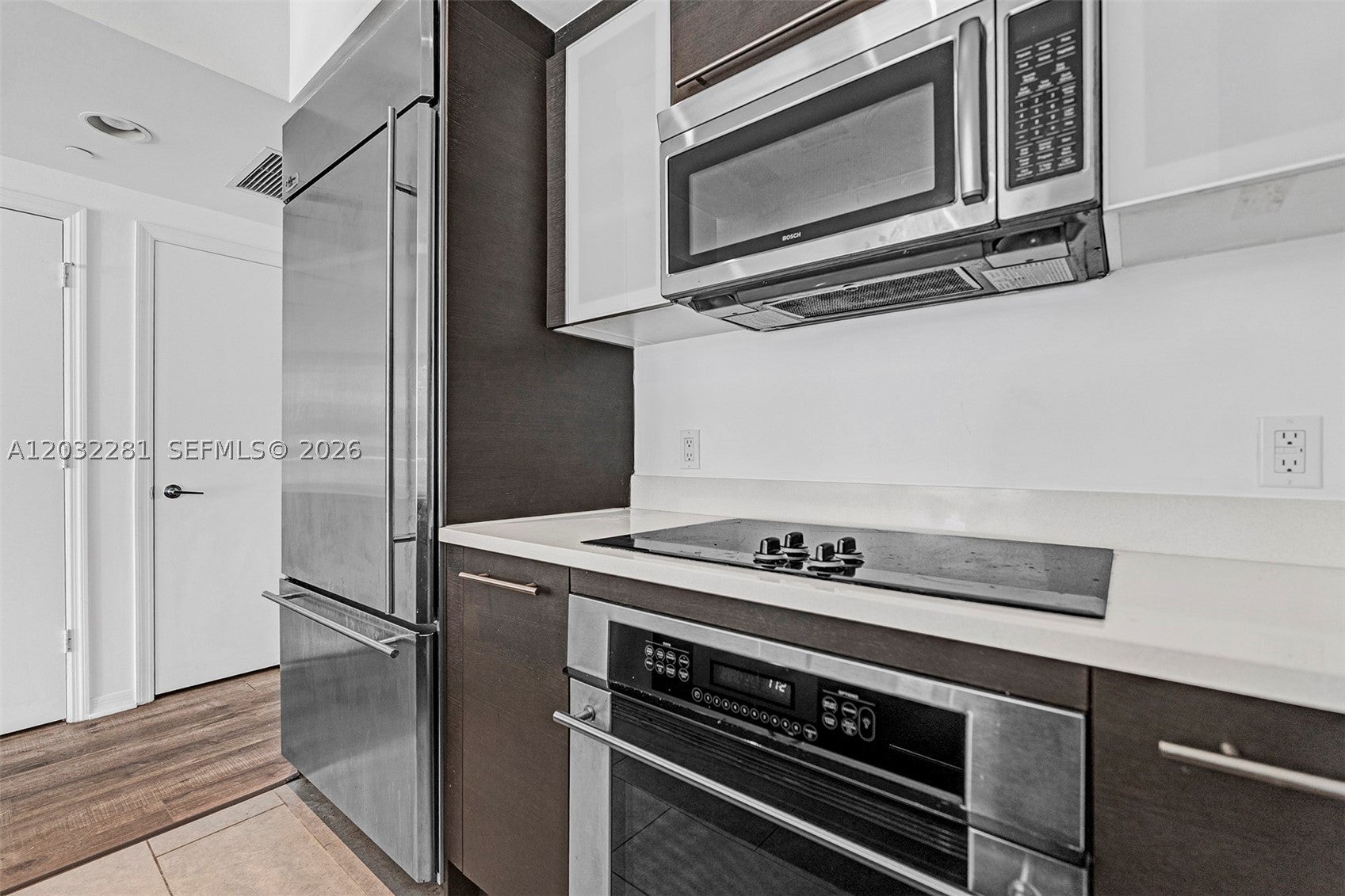 55 SE 6th St 1208