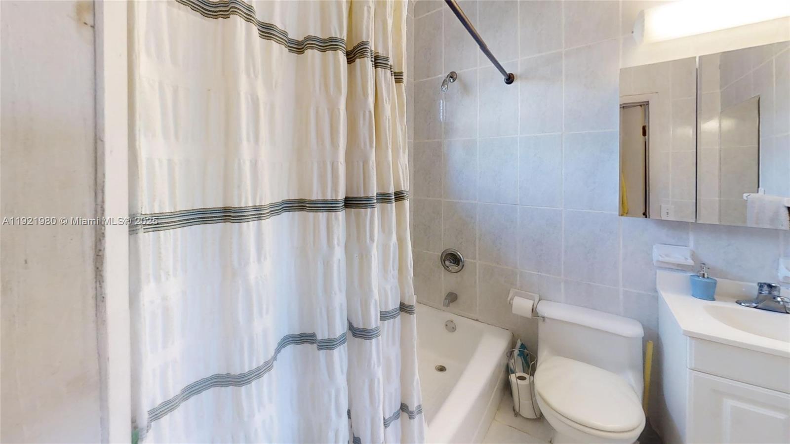 BREEZY HEIGHTS 1ST ADDN - Residential