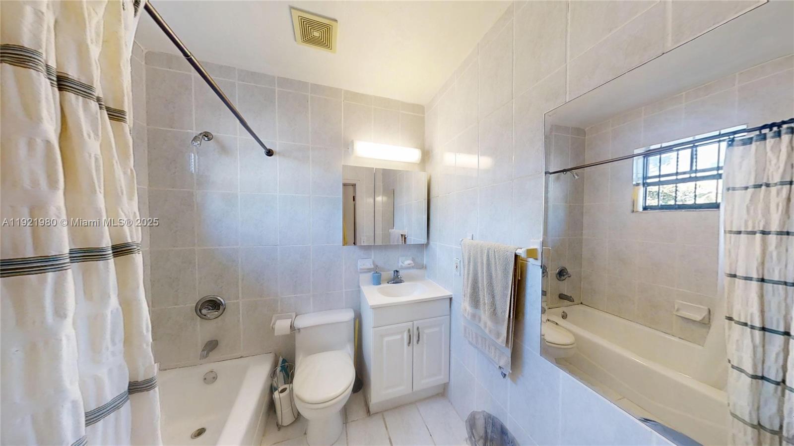 BREEZY HEIGHTS 1ST ADDN - Residential