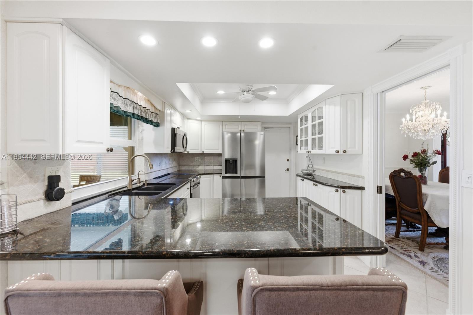 MIRROR LAKE ESTATES SEC F - Residential