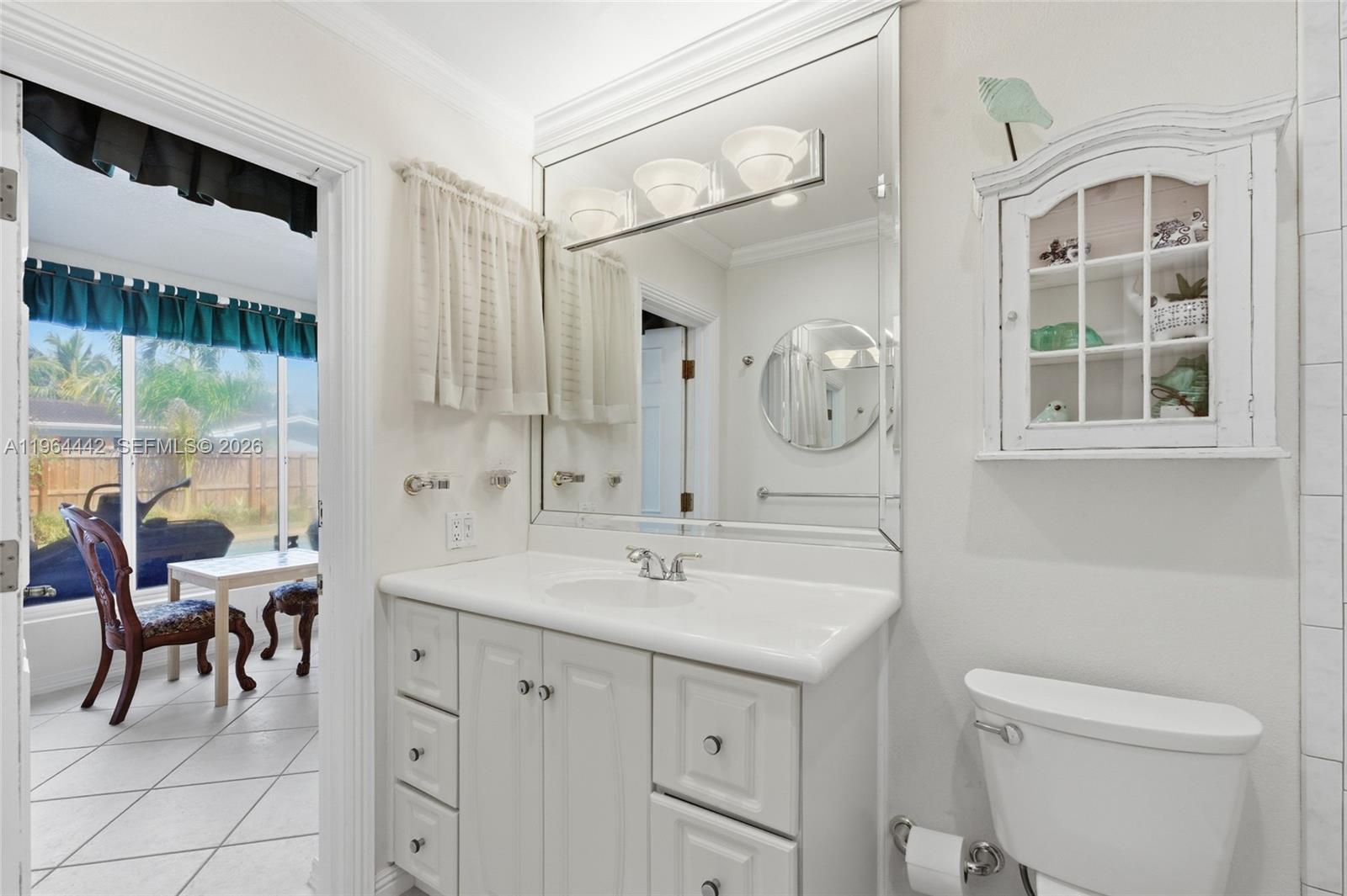 MIRROR LAKE ESTATES SEC F - Residential