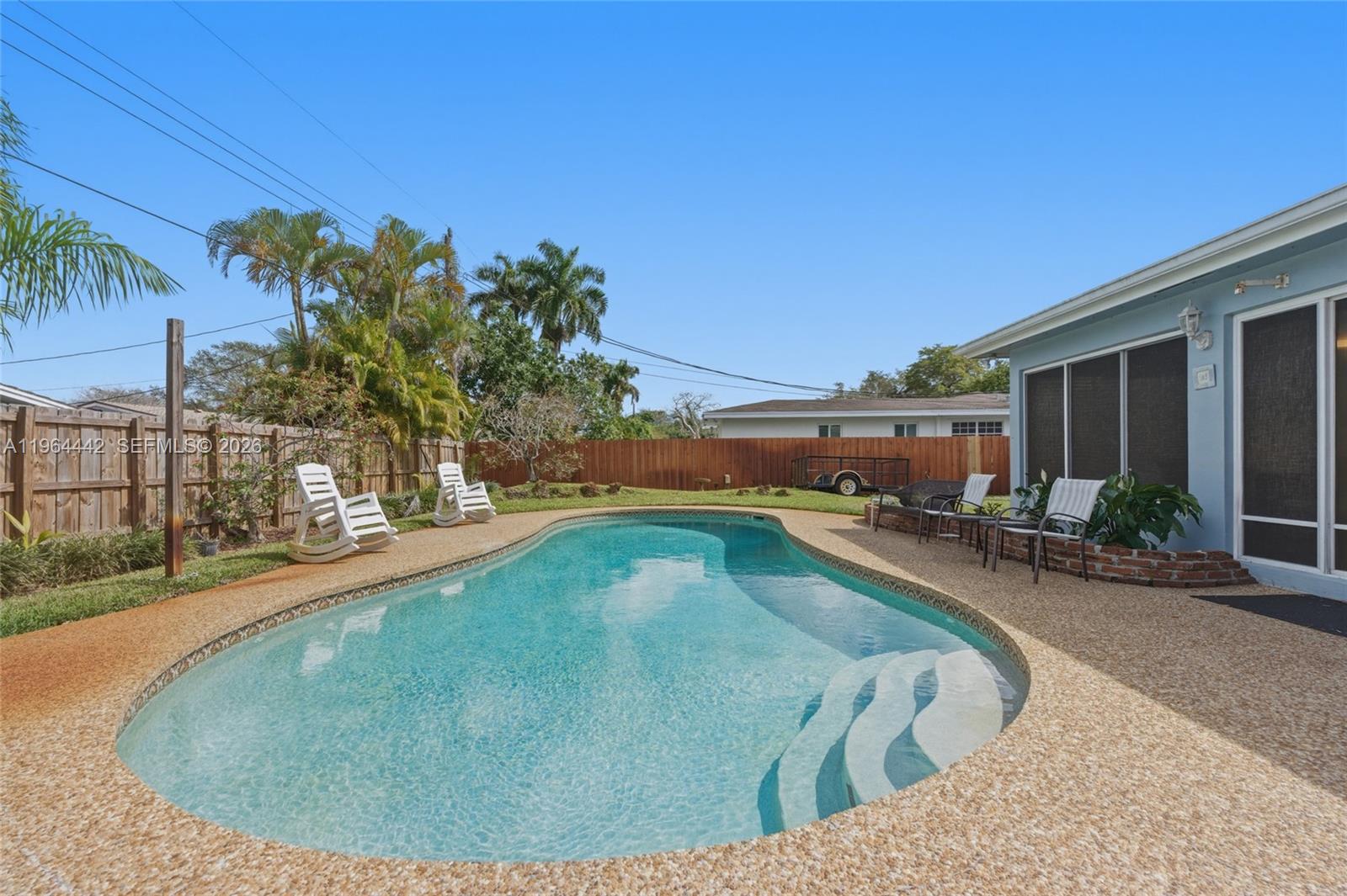 MIRROR LAKE ESTATES SEC F - Residential