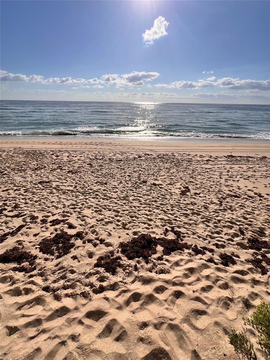 3540 S Ocean Boulevard 111