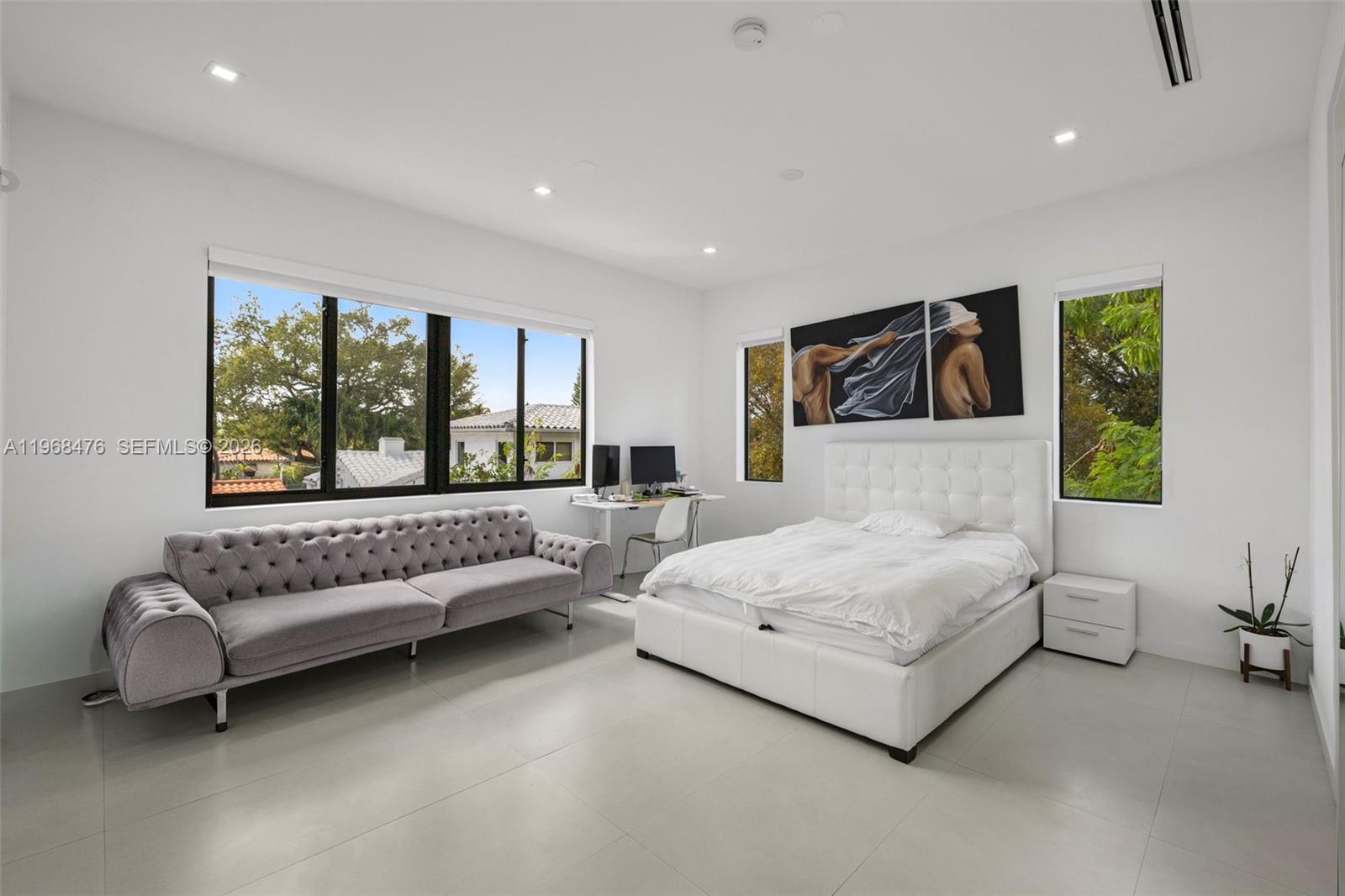 HOLLEMAN PARK PB 8-23 - Residential Lease