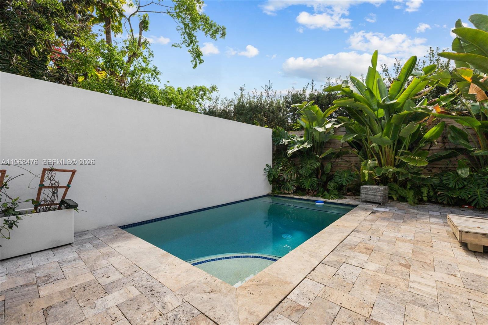 HOLLEMAN PARK PB 8-23 - Residential Lease