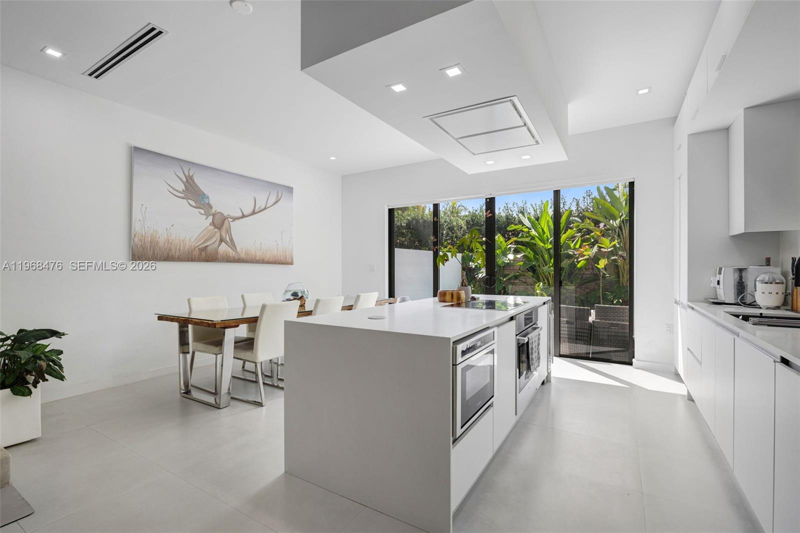 HOLLEMAN PARK PB 8-23 - Residential Lease