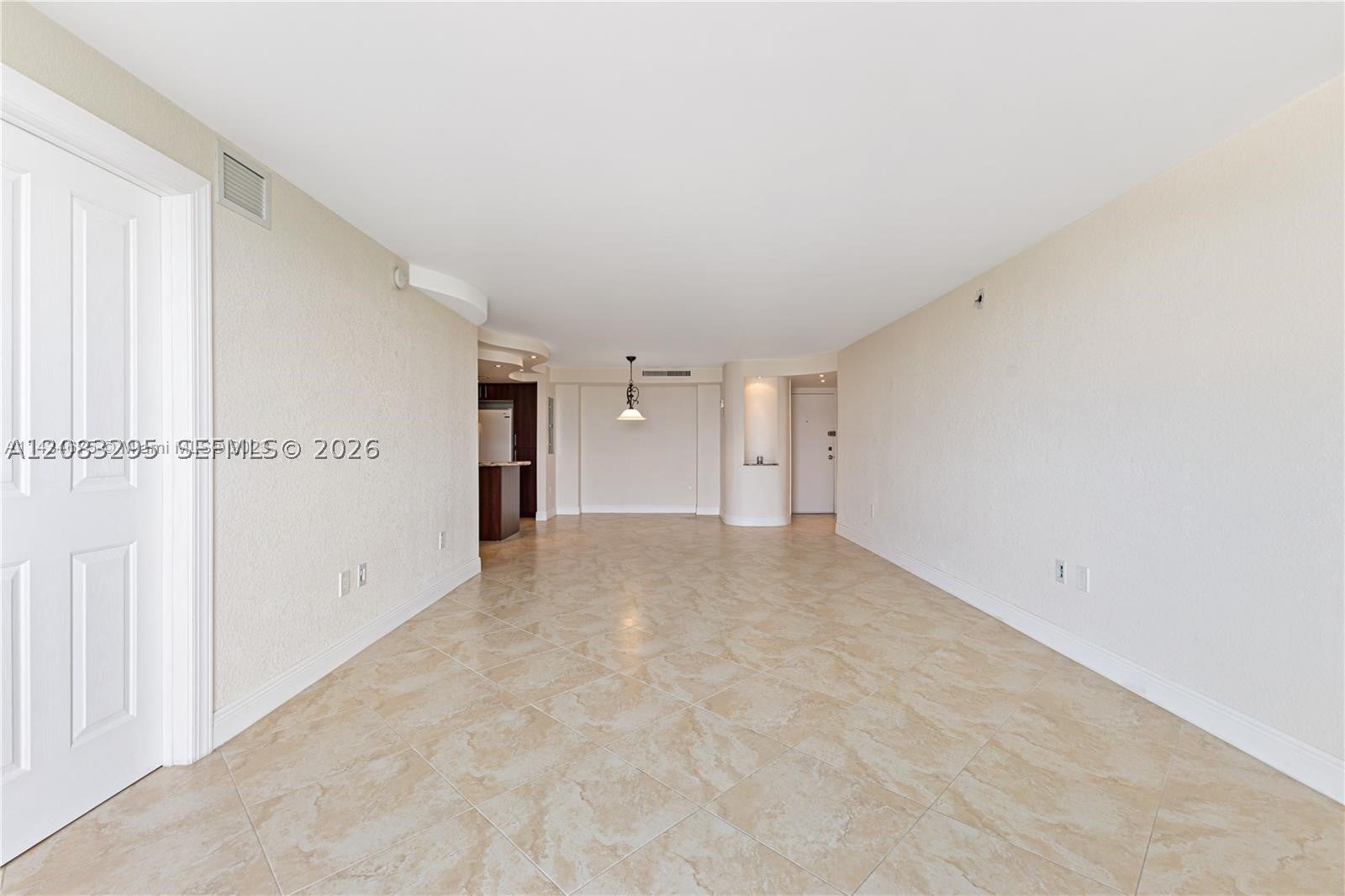13155 Ixora Ct 905