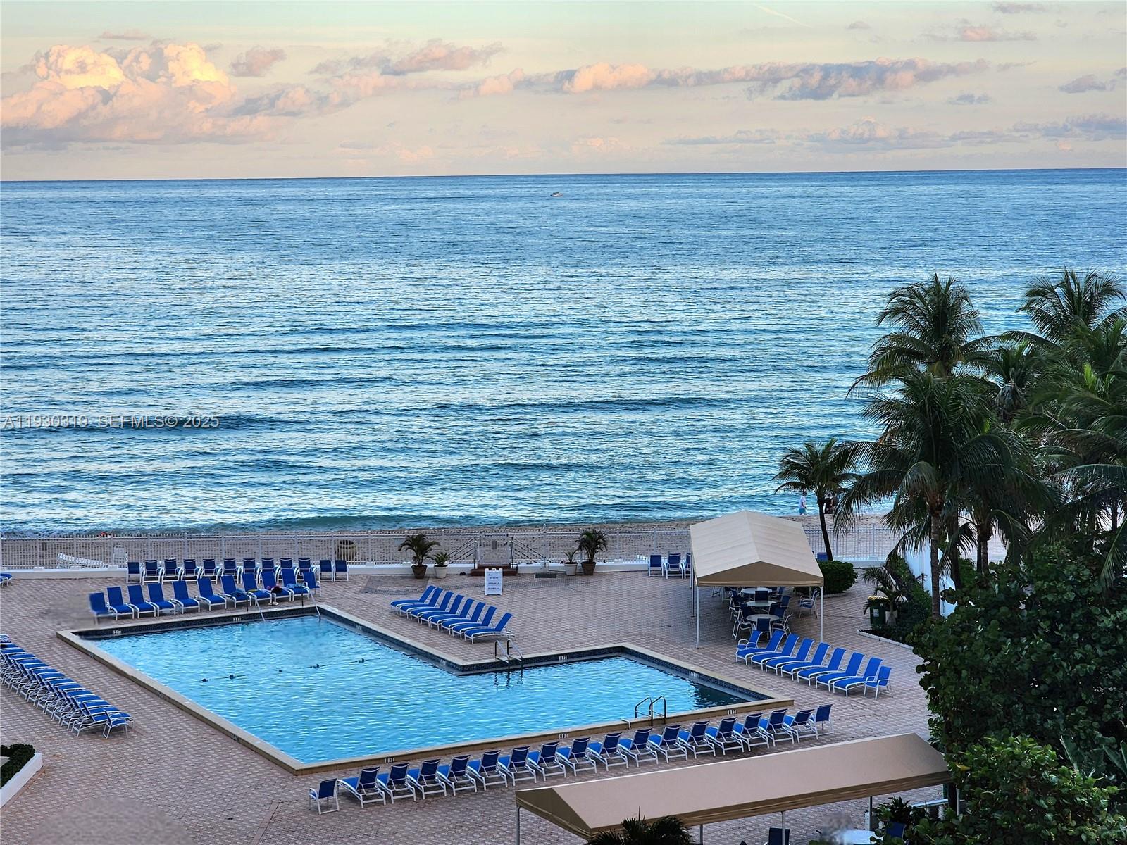 ALEXANDER TOWERS CONDO - Residential