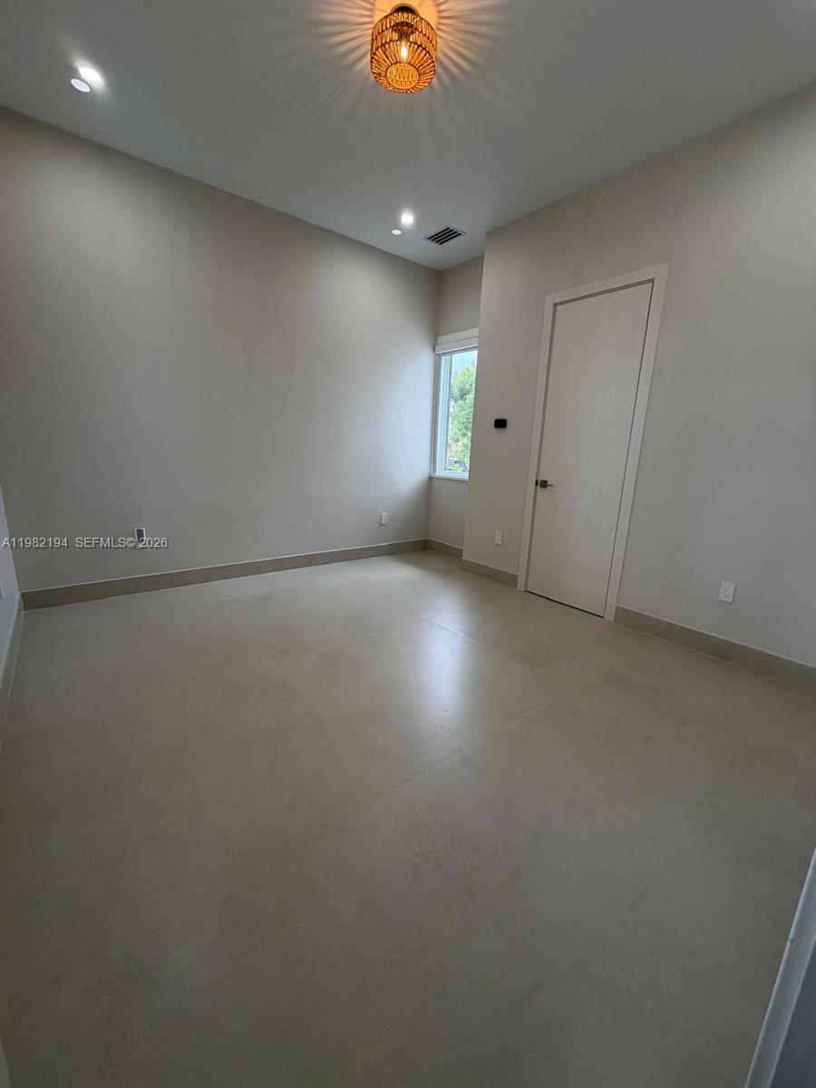 DAISY SUB - Residential