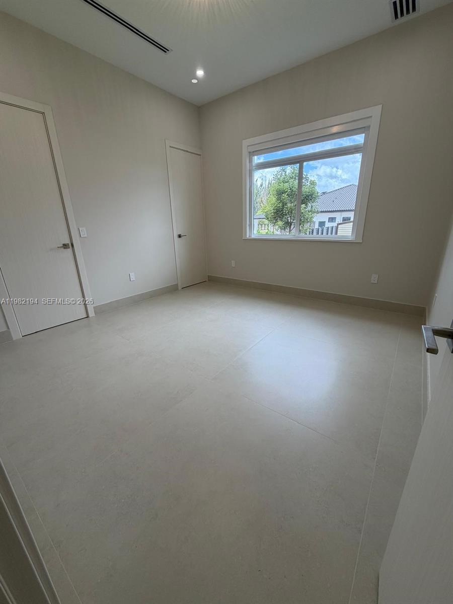 DAISY SUB - Residential