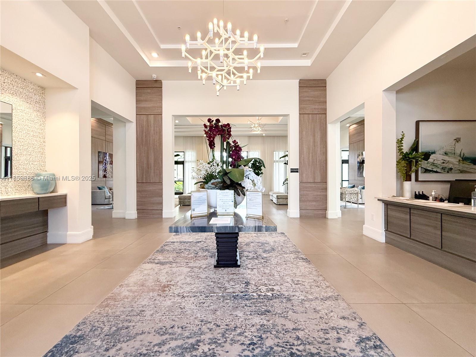 DOWNTOWN DORAL SOUTH PHAS - Residential