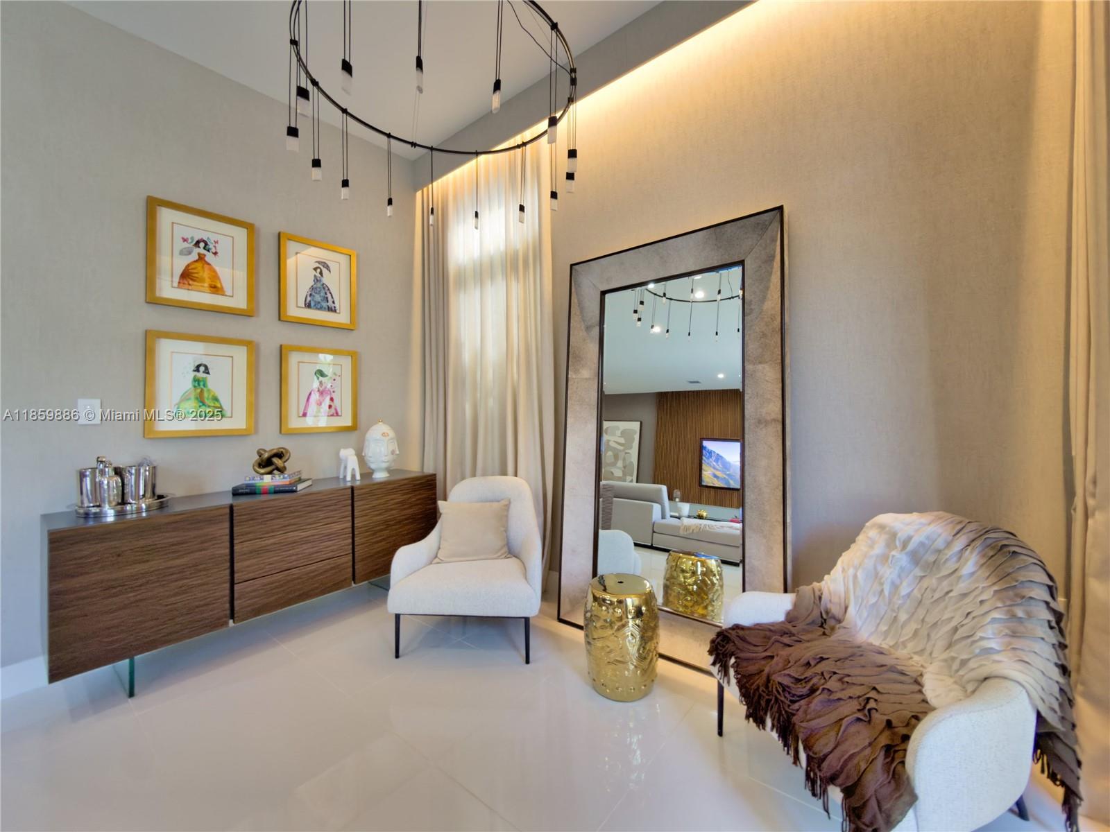 DOWNTOWN DORAL SOUTH PHAS - Residential