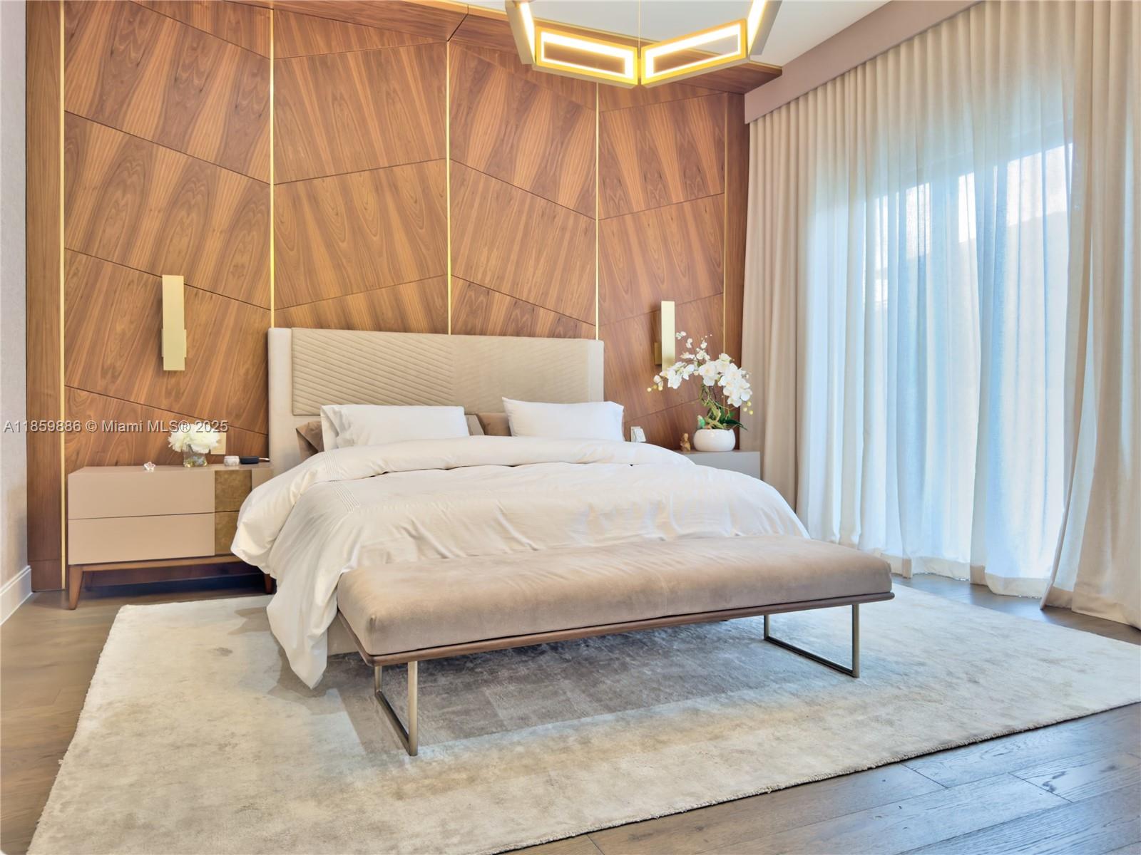 DOWNTOWN DORAL SOUTH PHAS - Residential