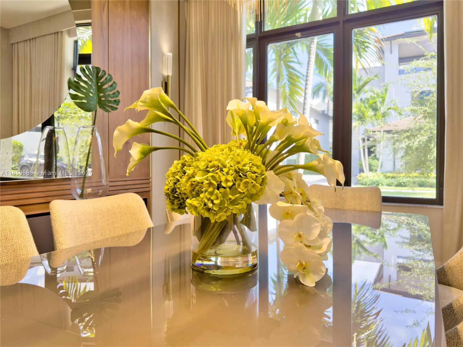 DOWNTOWN DORAL SOUTH PHAS - Residential