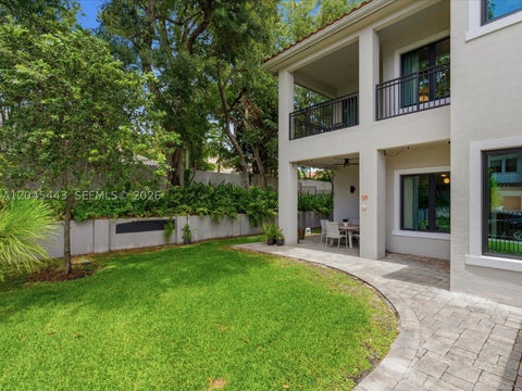 Tiny photo for 3439 N Brookfield Cir N, Hollywood, FL 33312 (MLS # A12045443)