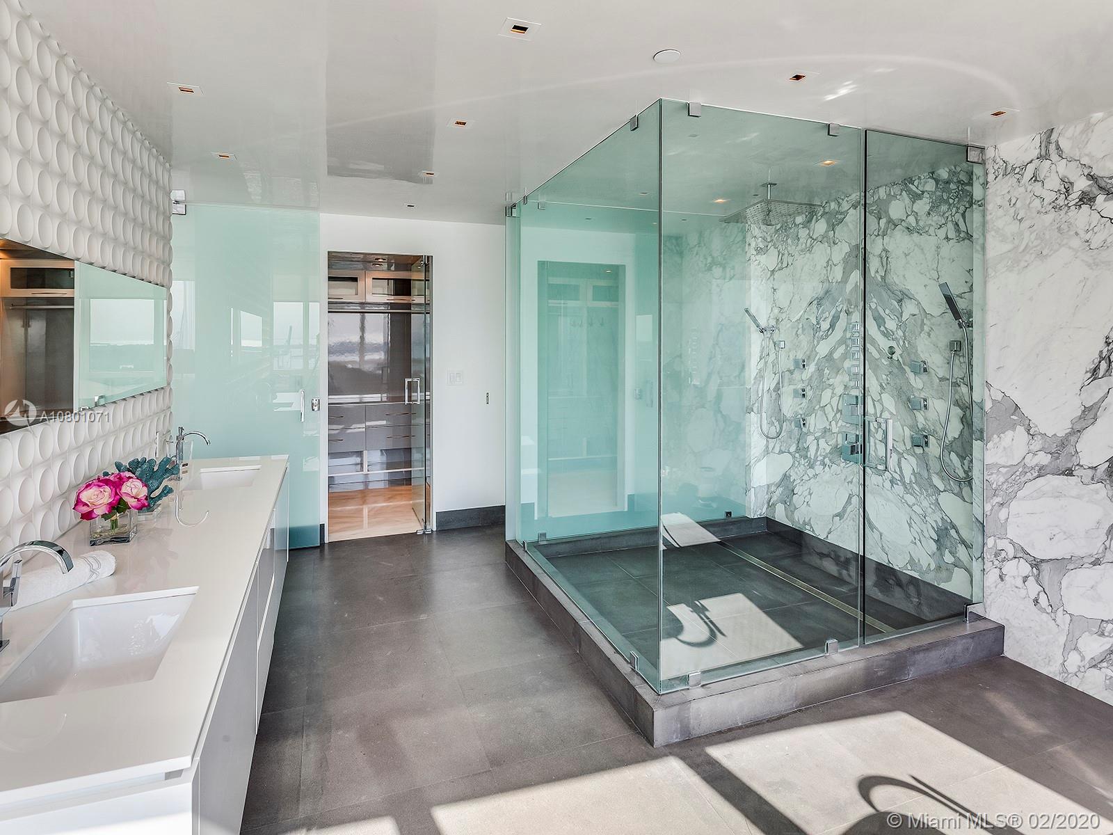 Murano Grande At Portofino - Residential