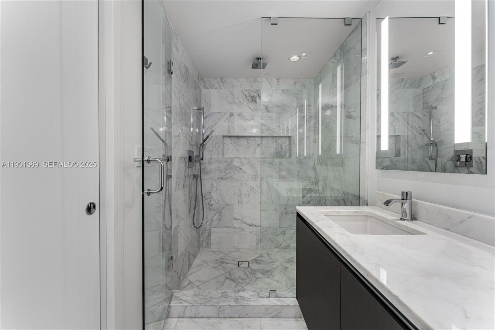 ECHO BRICKELL CONDO - Residential