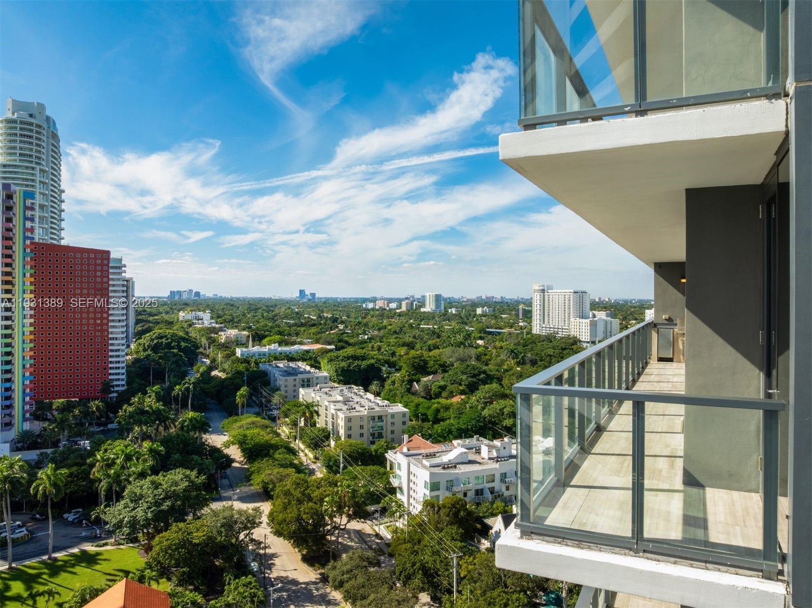 ECHO BRICKELL CONDO - Residential