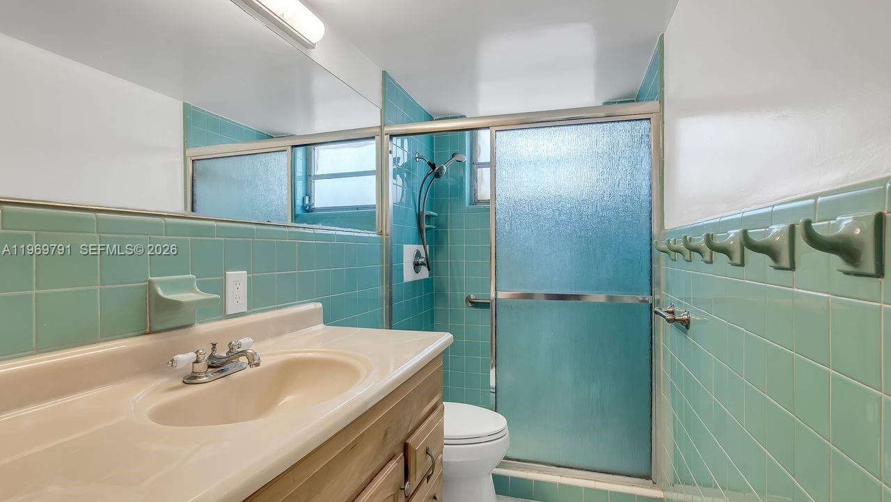 HOLLYWOOD HILLS 1965 - Residential