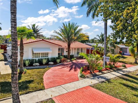 5300 Grant St Hollywood FL 33021