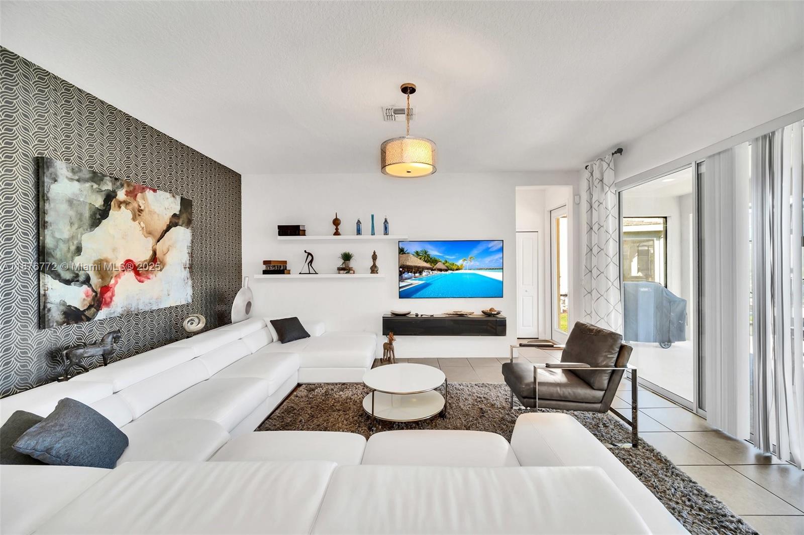 BELLAVIDA PH 2B - Residential