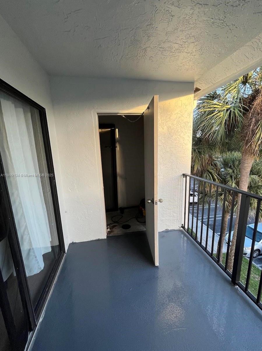 VISCONTI CONDO - Residential