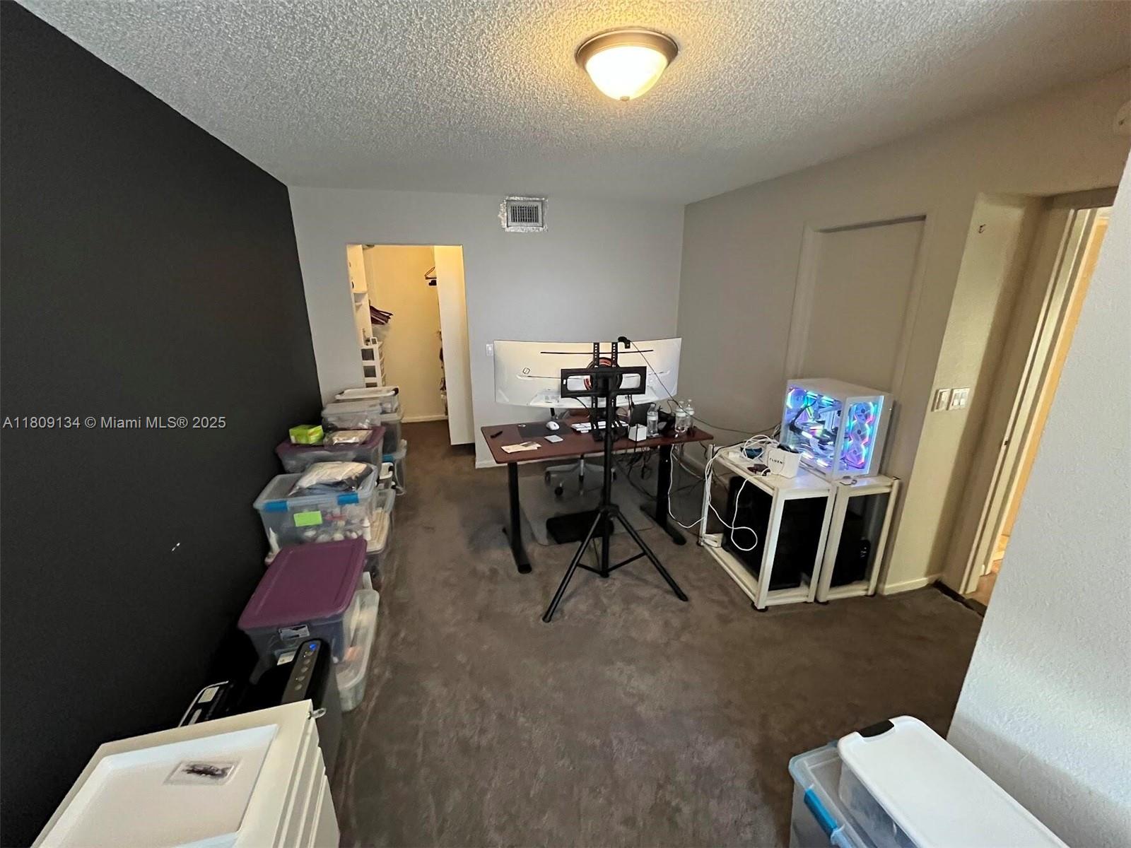 VISCONTI CONDO - Residential
