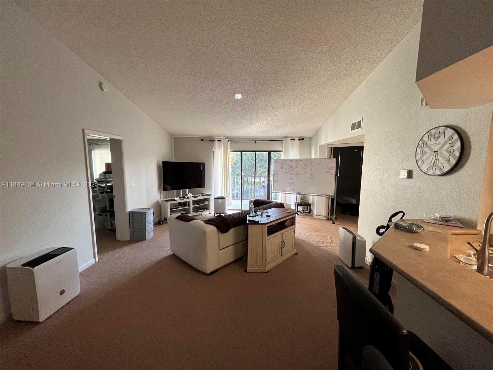 VISCONTI CONDO - Residential