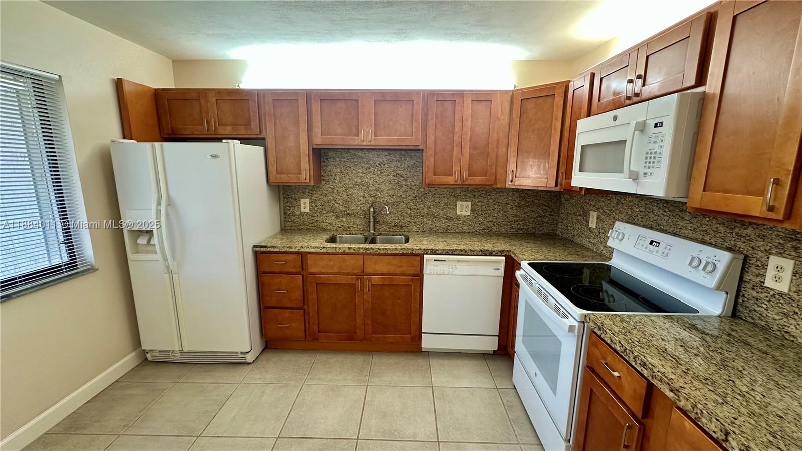 SADDLE CLUB GARDEN APTS A - Residential Lease